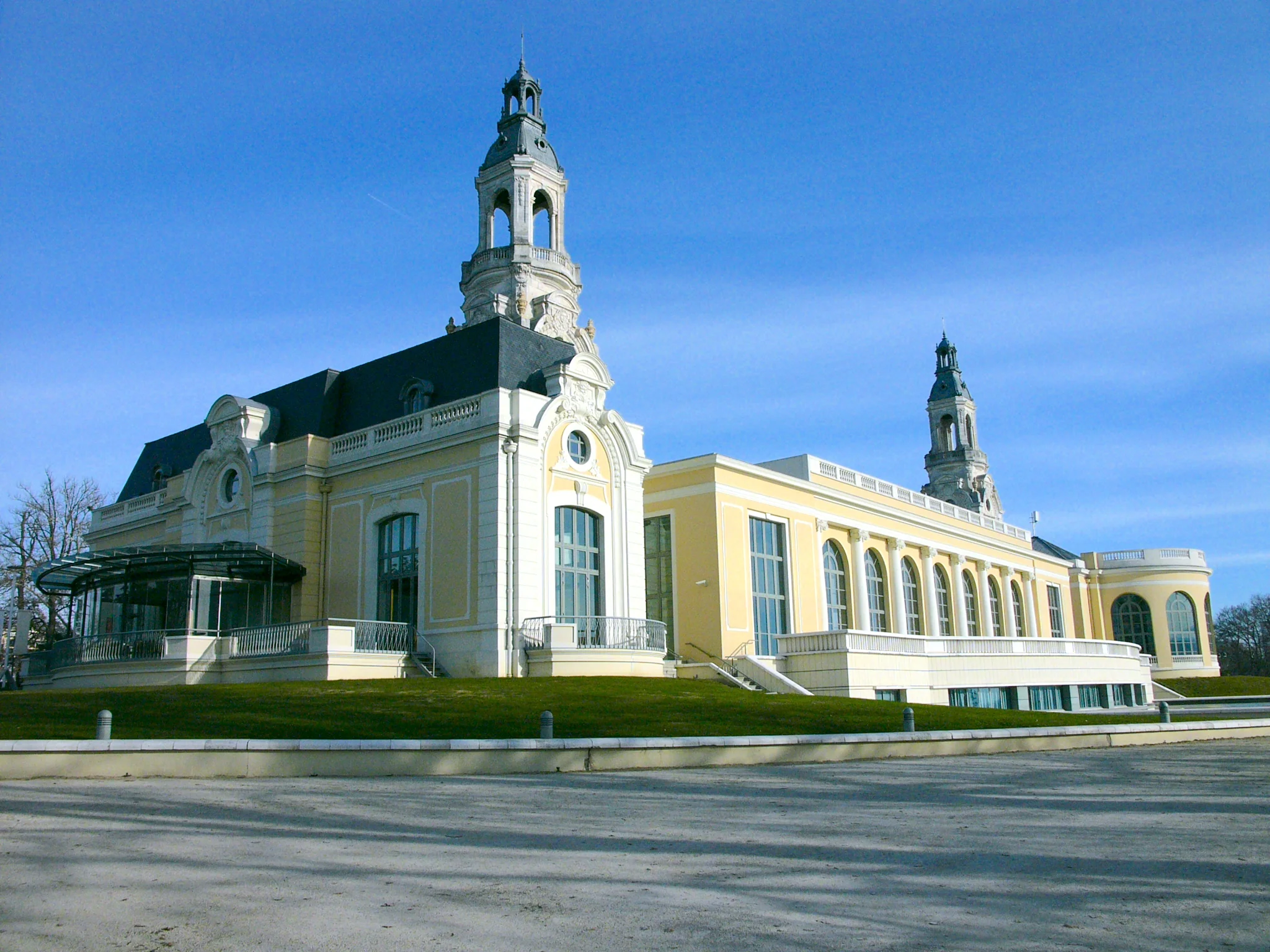 Pau - Le Palais Beaumont